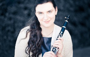 Anna Paulová / klarinet   Hedvika M. Bacha / harfa