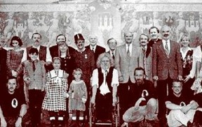 Divadlo J. Cimrmana: ČESKÉ NEBE