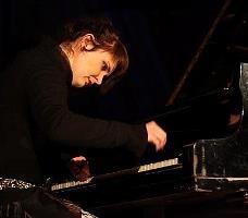 Beata Hlavenková solo