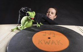PROSTĚ ŽÁBA