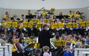 HAPPY-JUNIOR-BAND ORCHESTRA