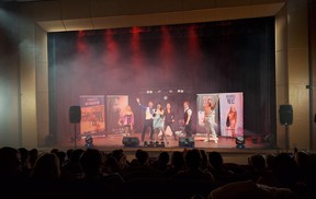 Muzikálový koktejl