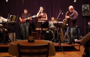 Zahradní party 