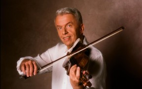 SVĚCENÝ HRAJE VIVALDIHO K POCTĚ KRKONOŠSKÝM LESŮM